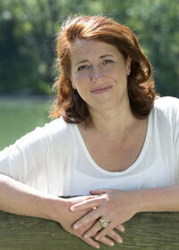 LUISE KINSEHER